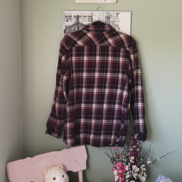 Plaid shirt - Picture 3 of 3